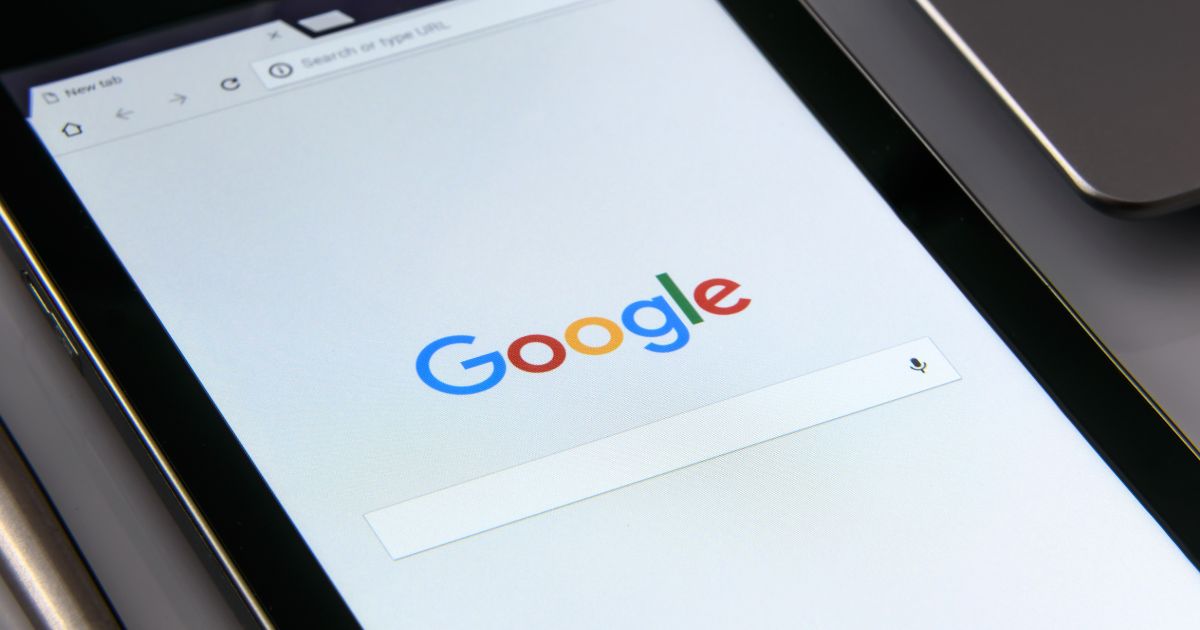 Confira as novidades anunciadas para o Google que tornarão a experiência do usuário ainda mais imersiva e completa na plataforma de buscas.