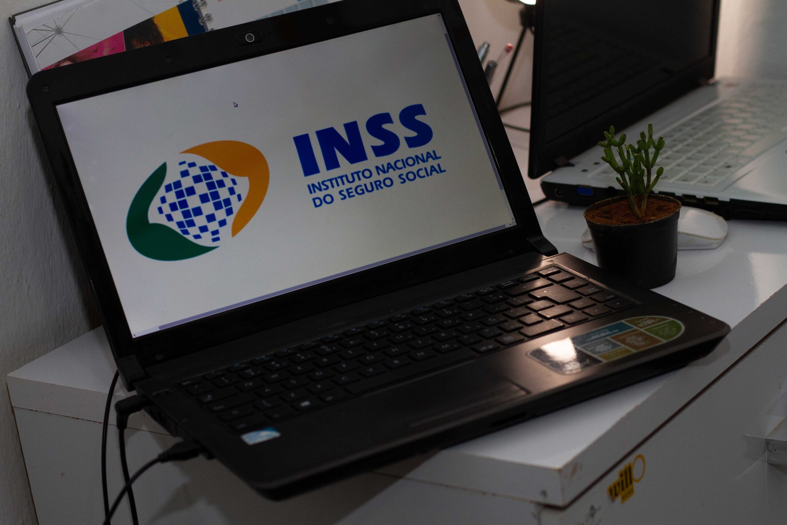 INSS-pode-cortar-milhares-de-benefícios-após-revisão