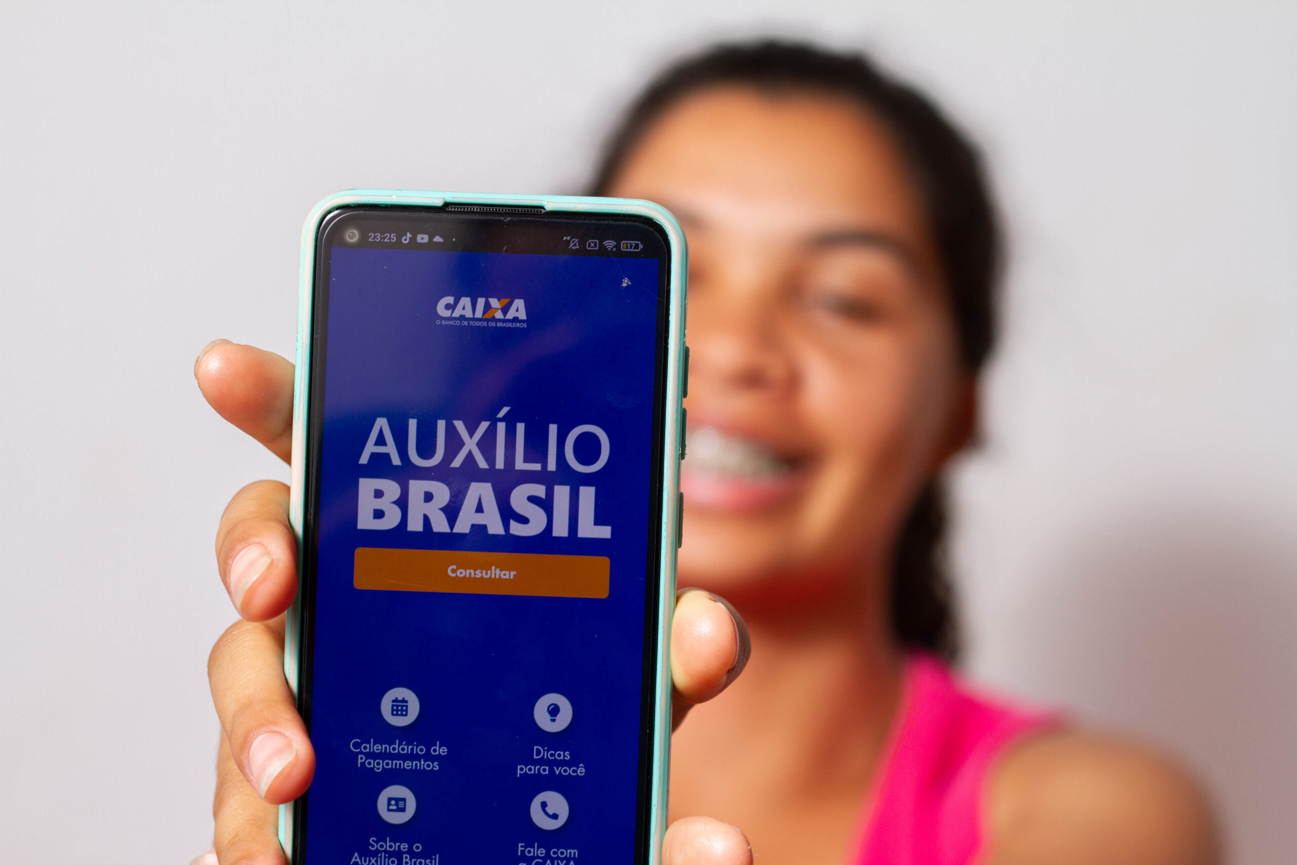 Aprenda a CANCELAR o crédito consignado do Auxílio Brasil