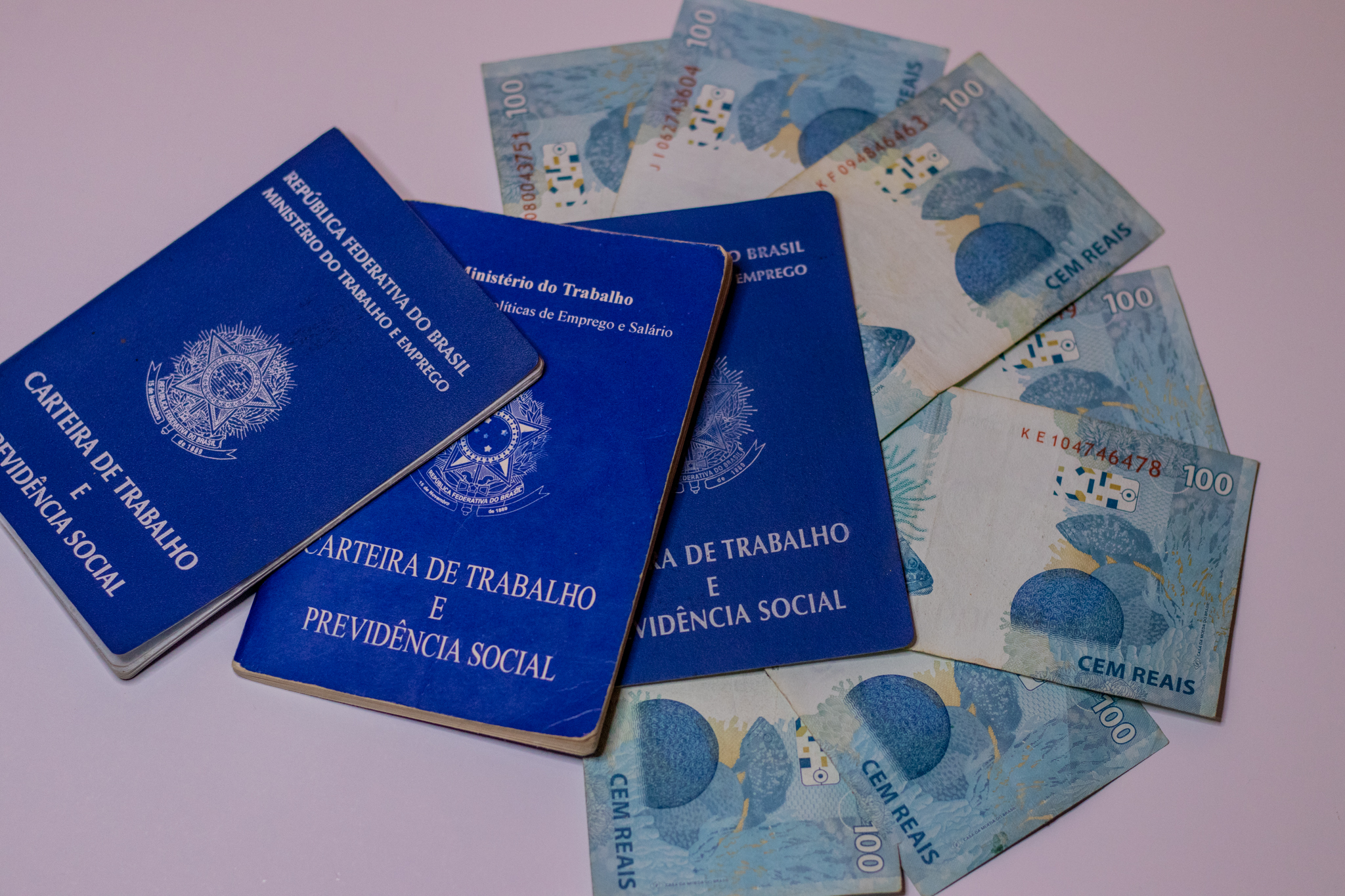 EXTRAS que todo trabalhador brasileiro tem direito e você certamente NÃO conhece