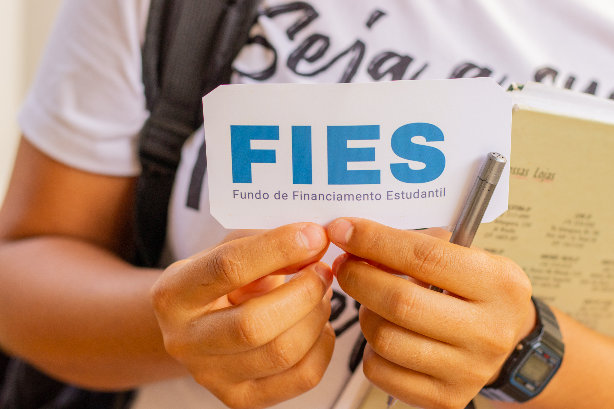 Atrasou os boletos da faculdade? Veja como renegociar com o governo