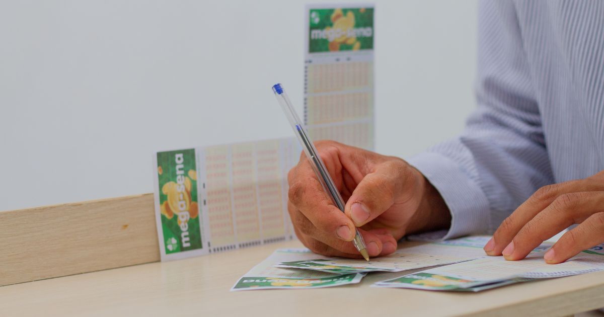 Dicas para conseguir ganhar na Mega-Sena. Veja quais são os números mais ou menos sorteados na loteria.