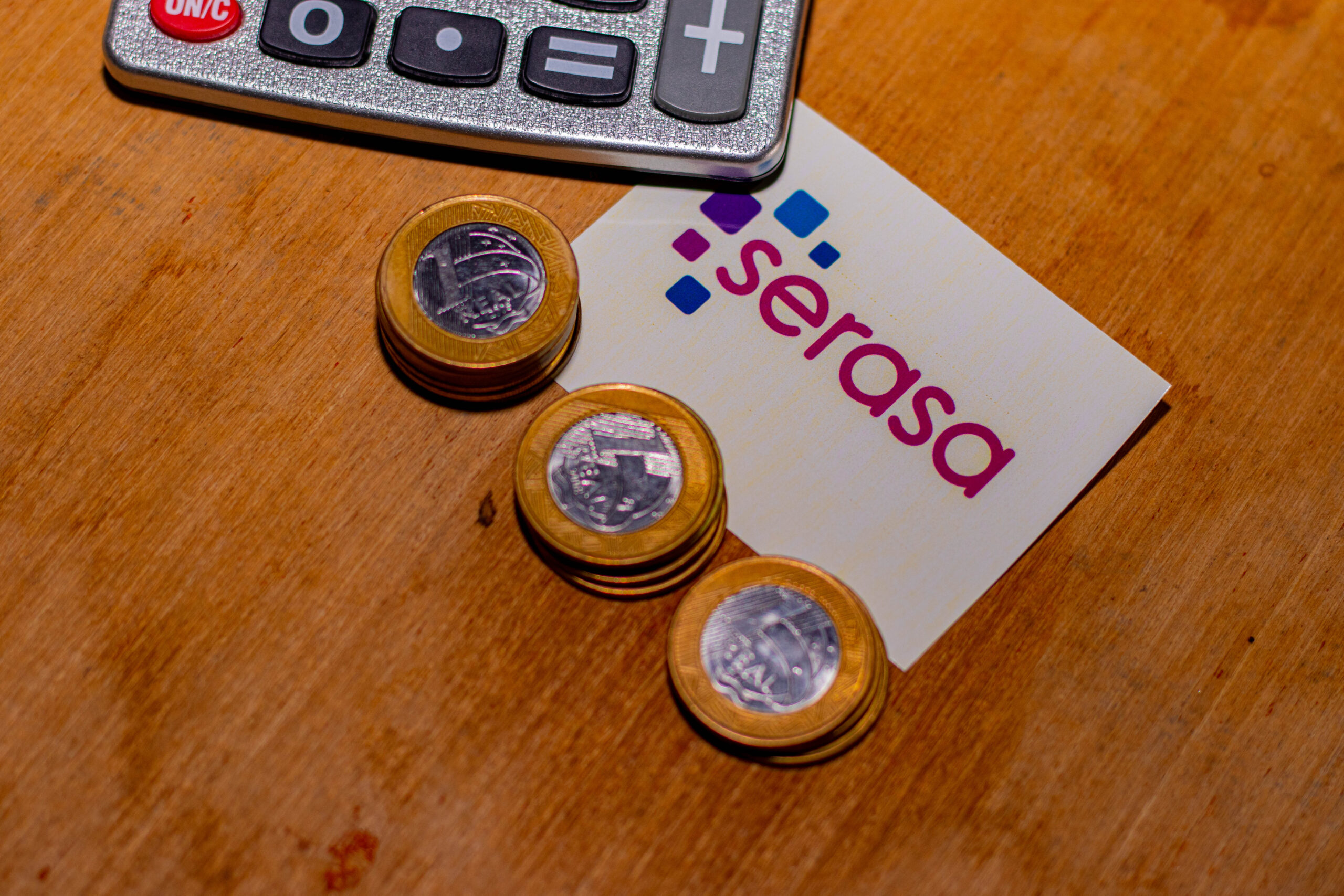 Moedas e calculadora