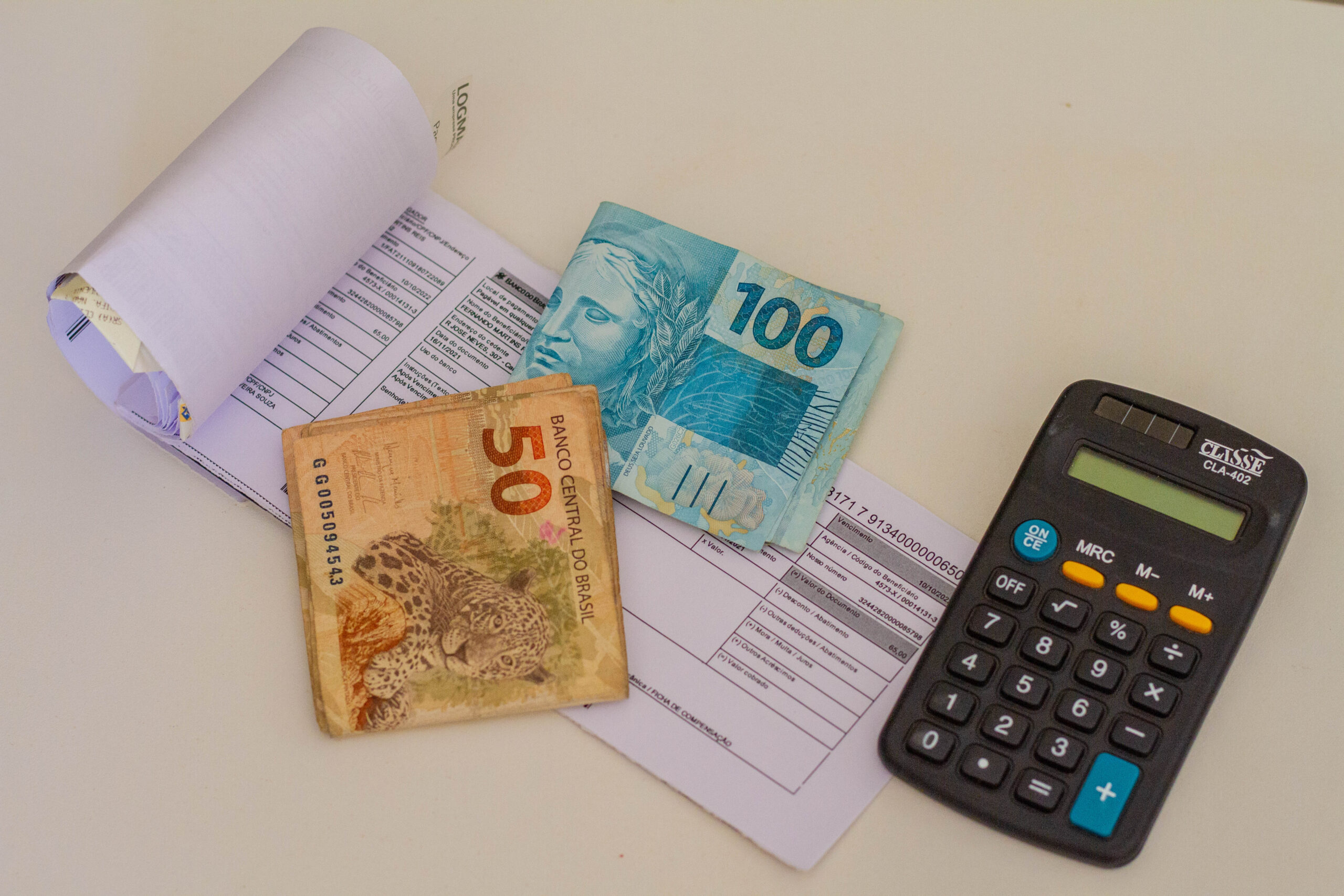 Parcelar BOLETOS em até 12 vezes; descubra como fazer