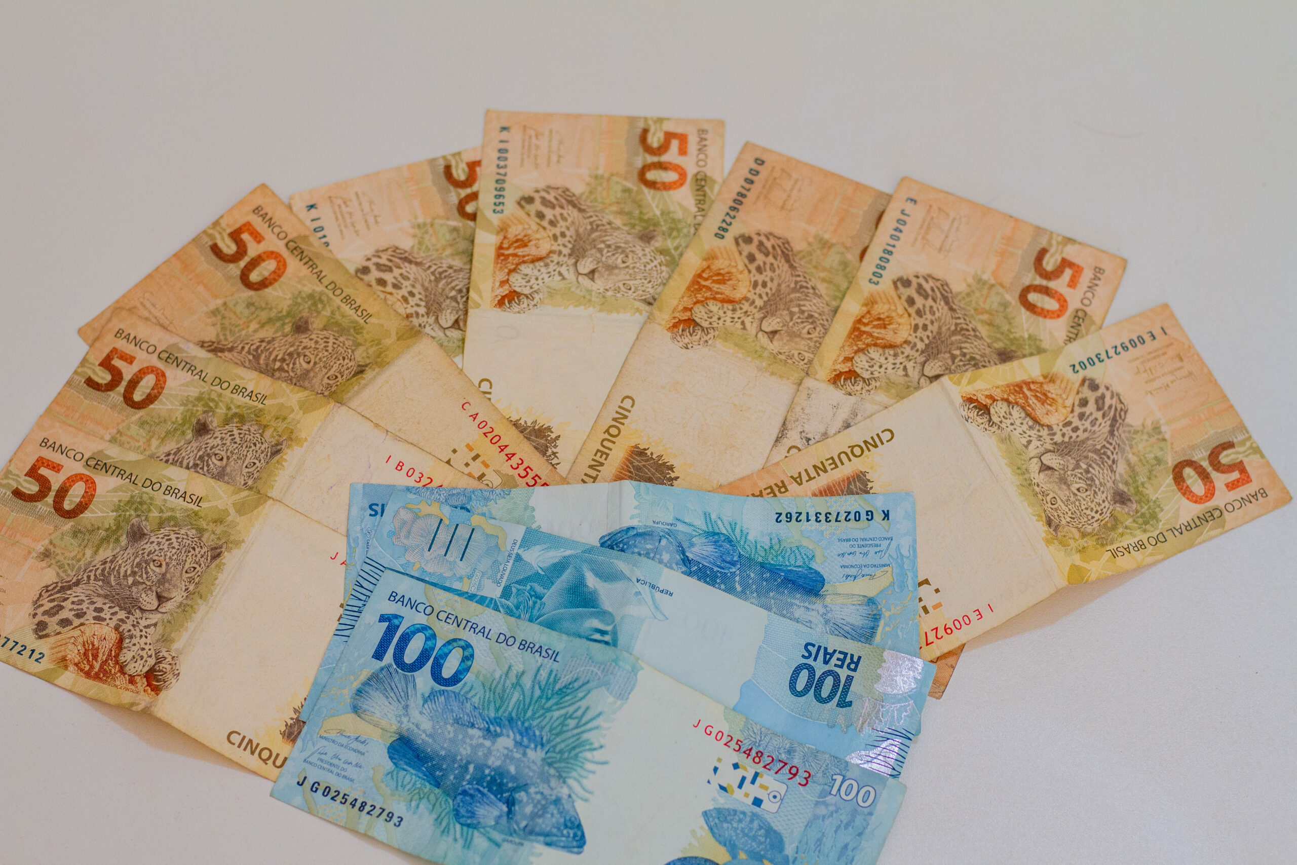 Cédulas de dinheiro Brasileiro