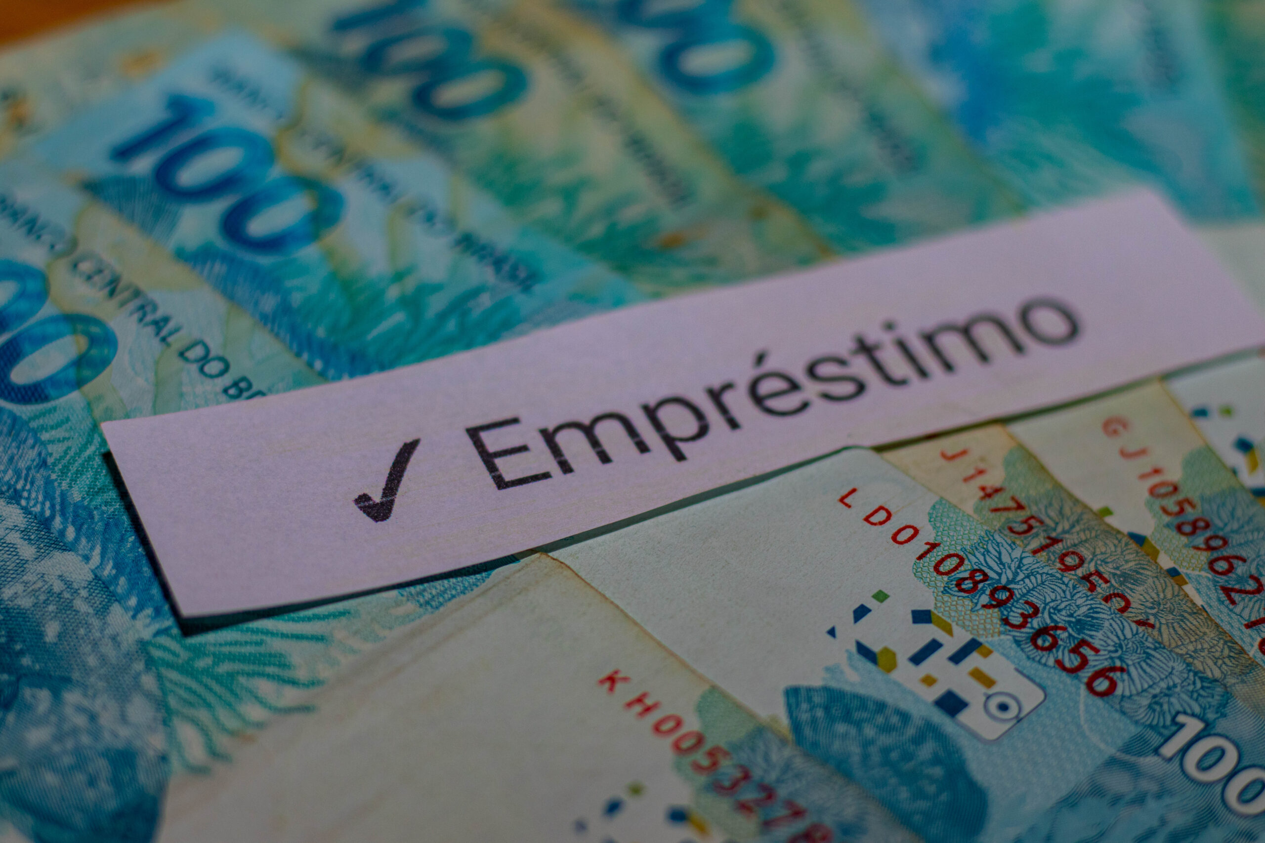 Dinheiro e empréstimo