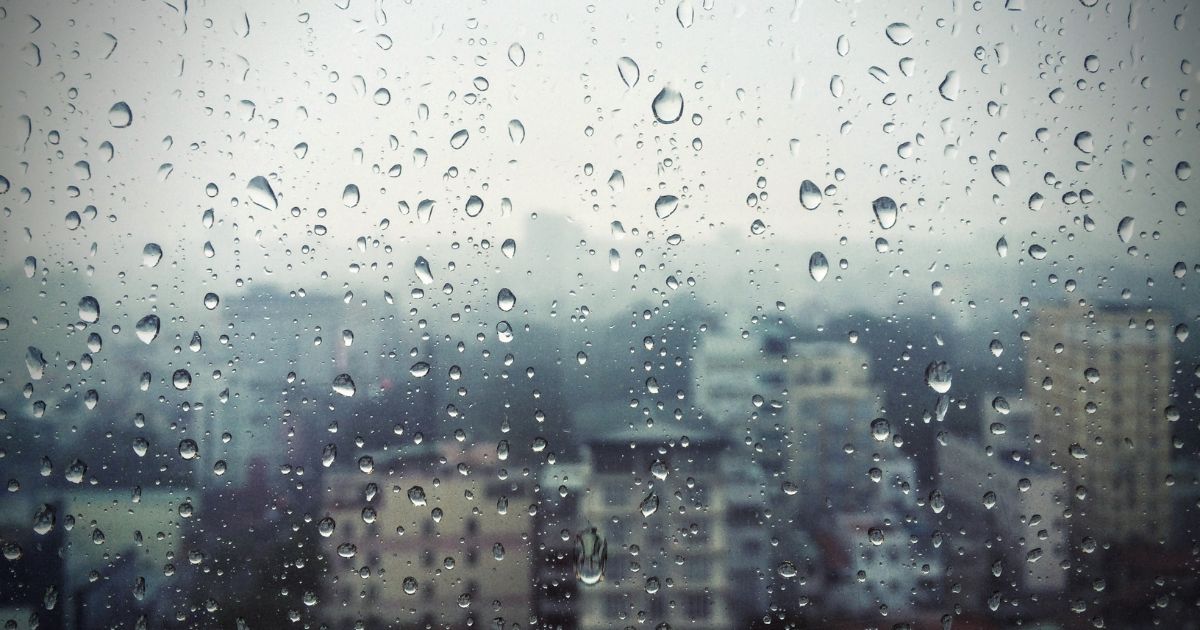 INMET solta um novo alerta para chuvas intensas espalhadas pelo Brasil neste final de semana; veja os locais mais afetados com o mau tempo - Foto: arquivo/Canva.