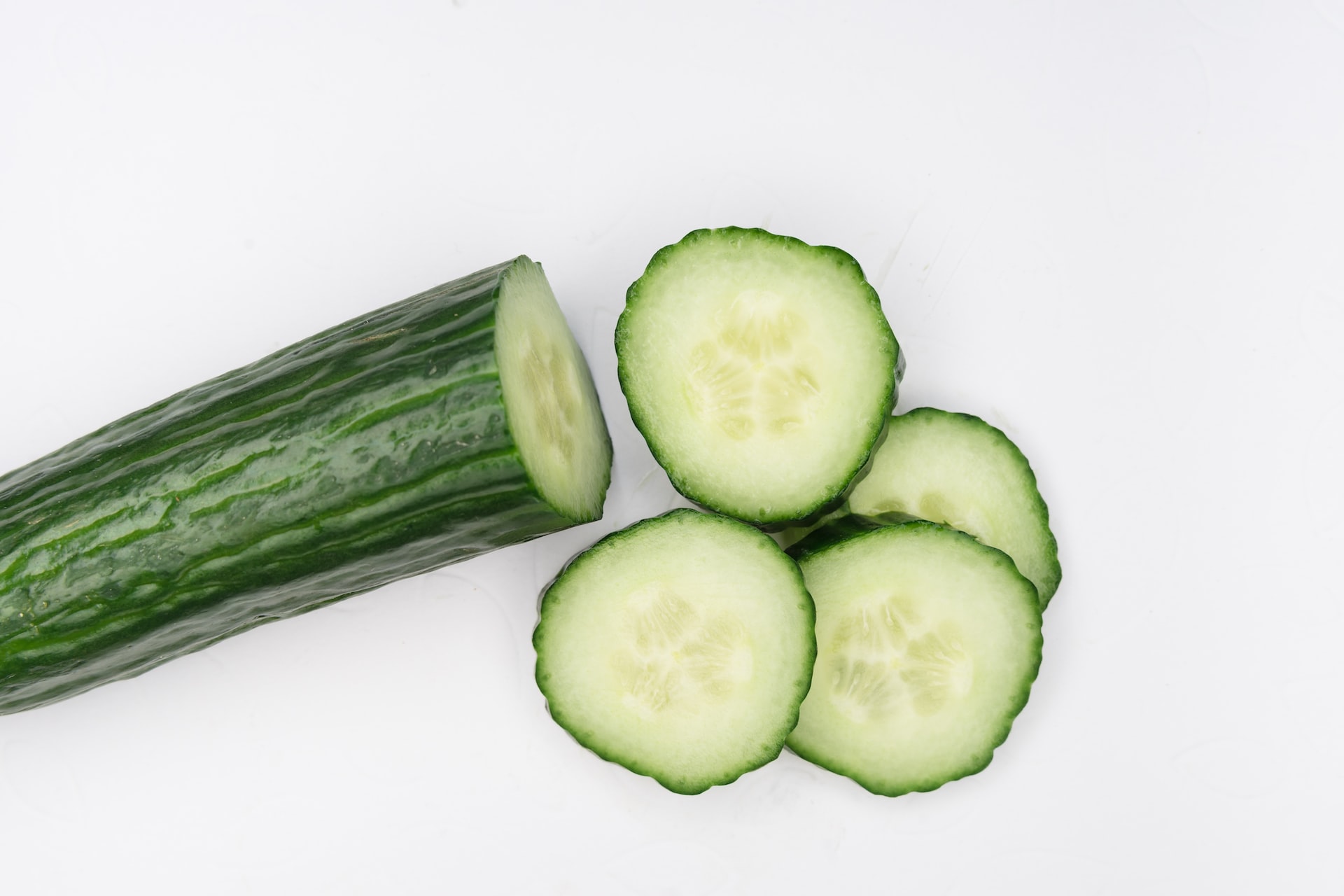 Mulher de 40 e 50 anos? Conheça o segredo do pepino congelado