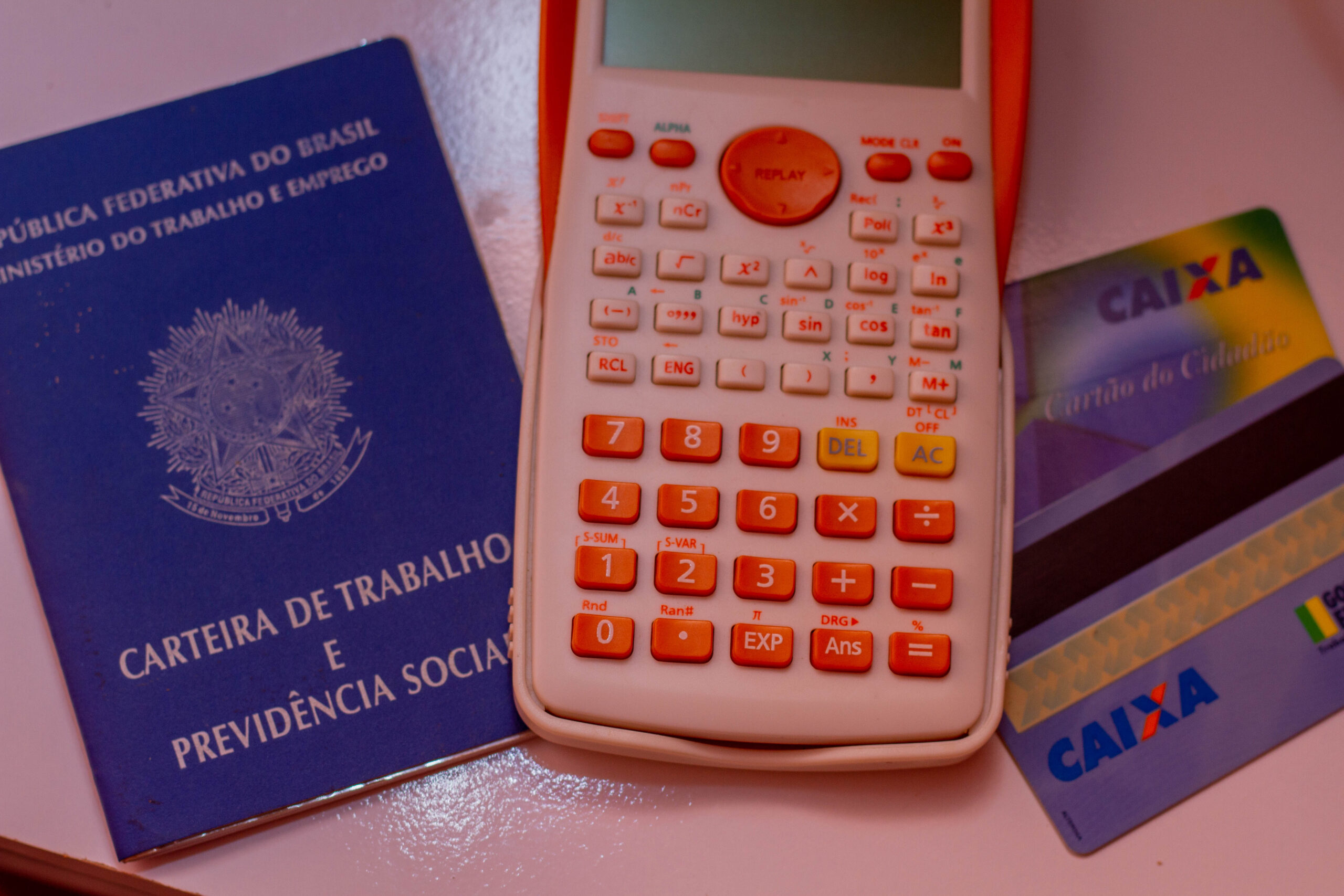 R$ 10 MIL para cada trabalhador: FGTS corrigido pode pagar tudo isso