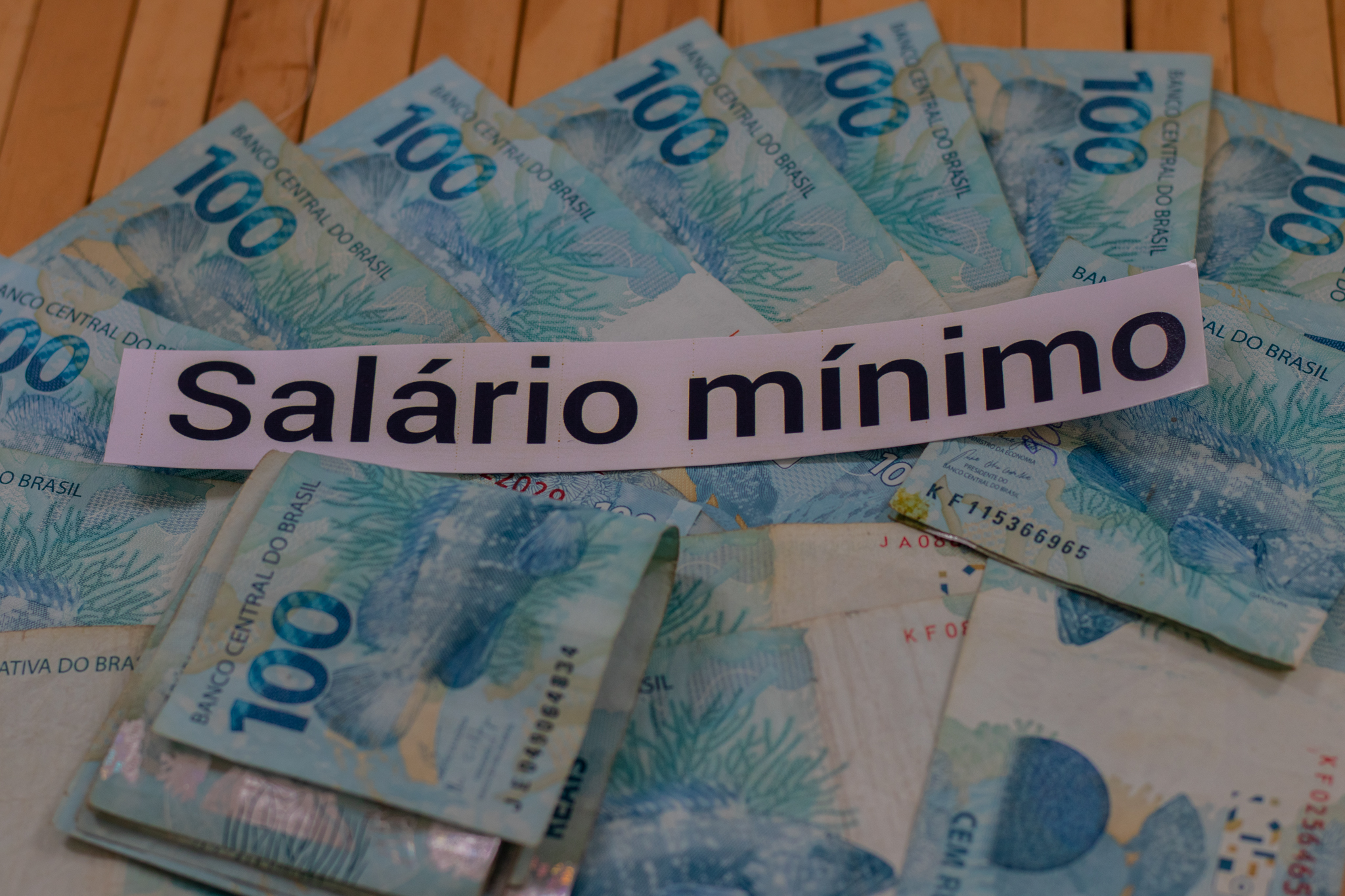 TODOS os benefícios que vão SUBIR com o novo salário-mínimo