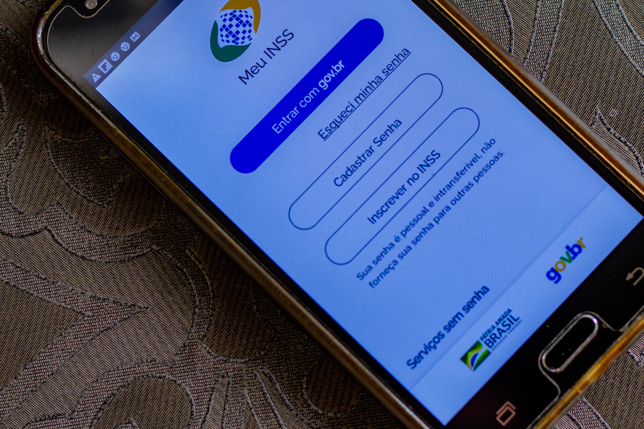 Brilhante notícia para os APOSENTADOS e TRABALHADORES brasileiros