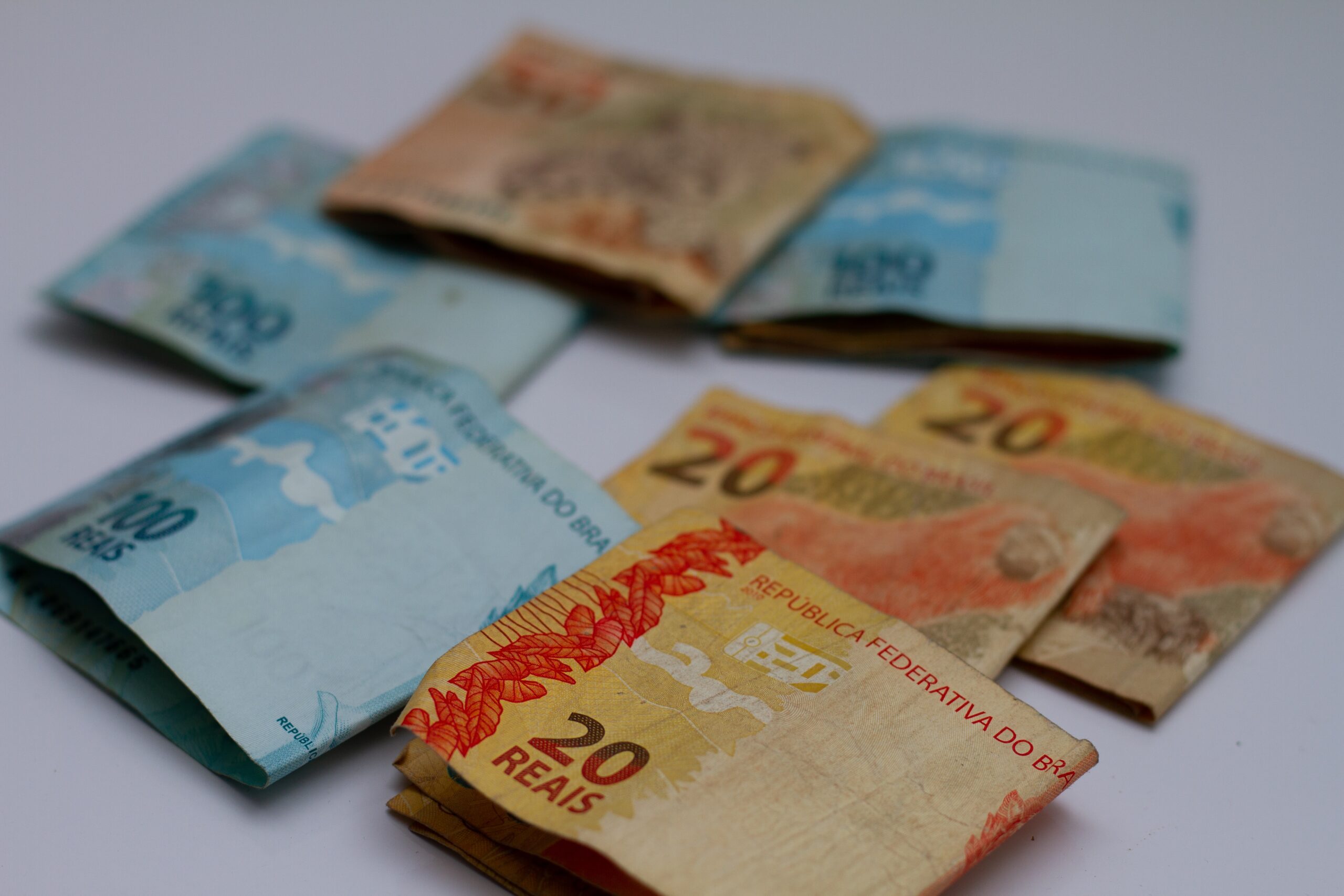 cédulas de dinheiro brasileiro