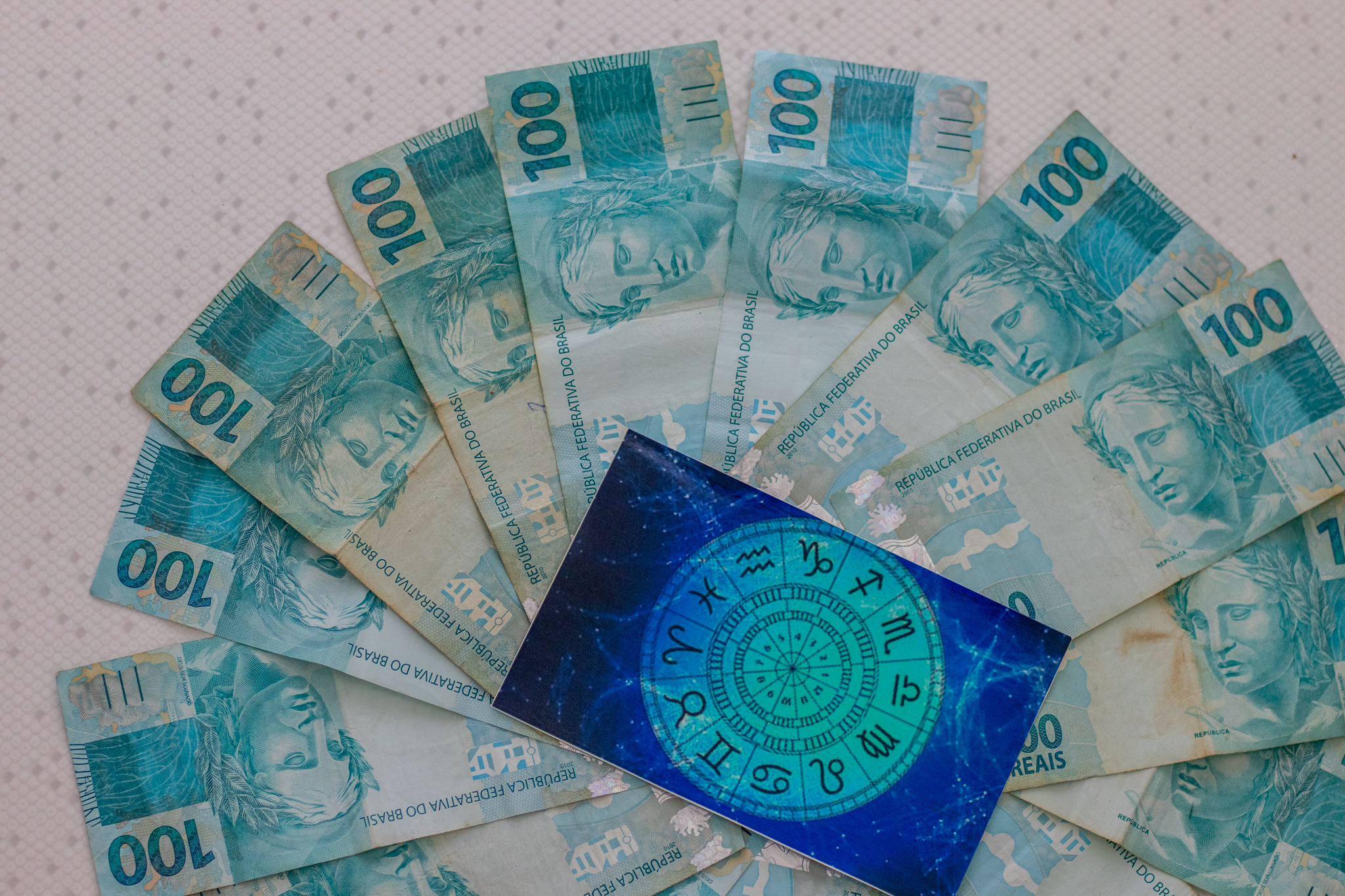7 signos podem ficar ricos ainda em 2023; veja as previsões
