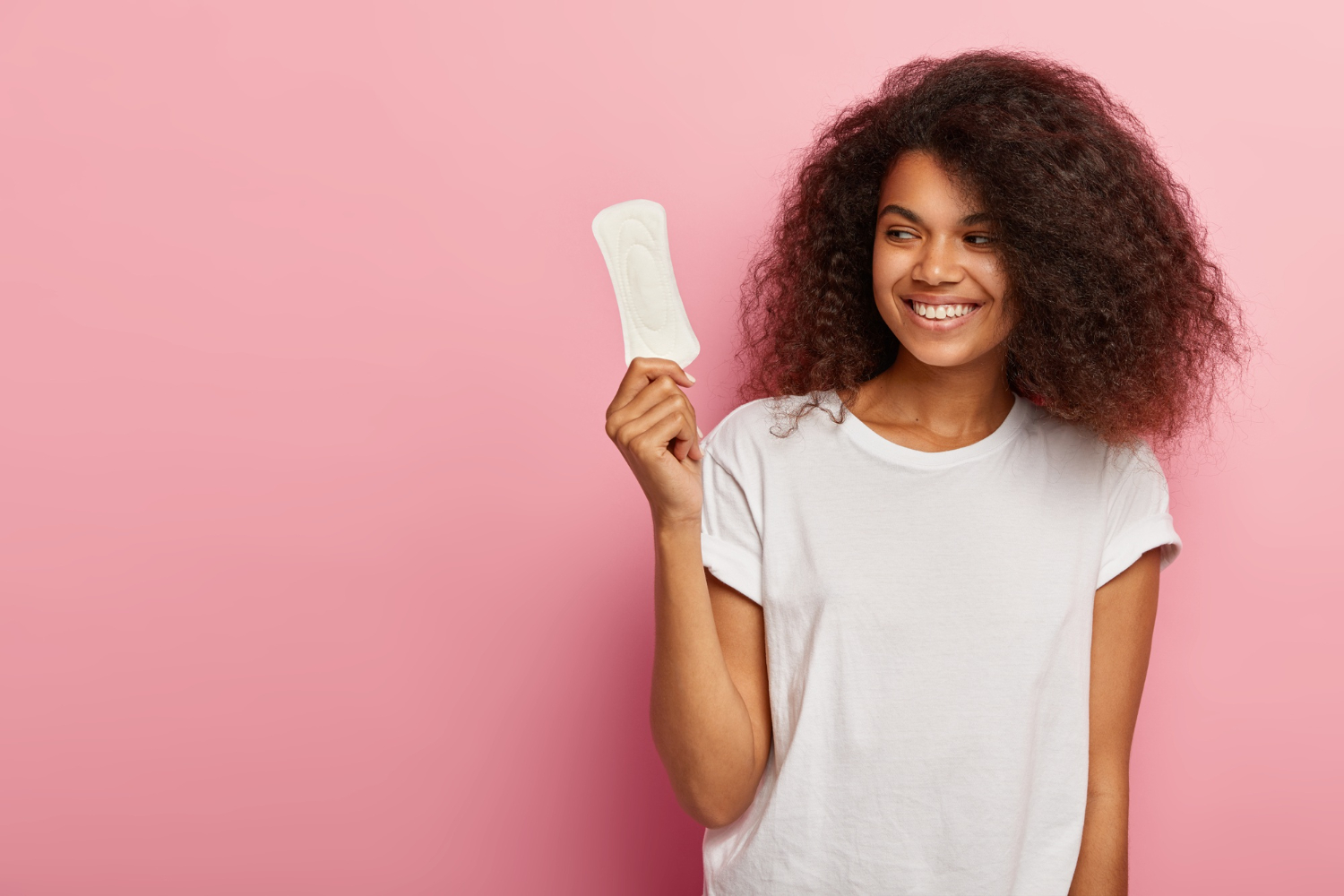 Absorvente DE GRAÇA governo lançou novo programa para as meninas
