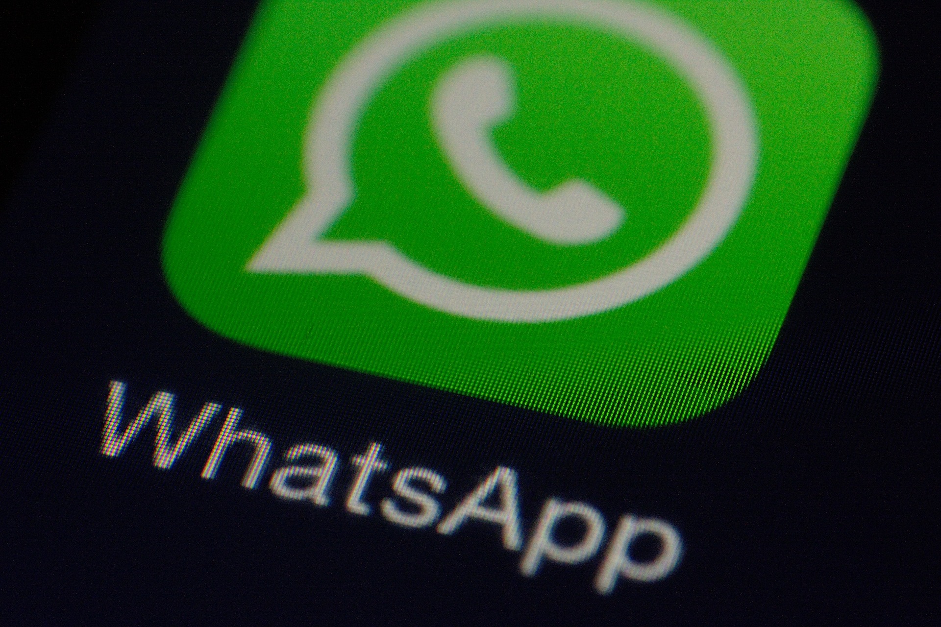 Aprenda a apagar o WhatsApp definitivamente; passo a passo