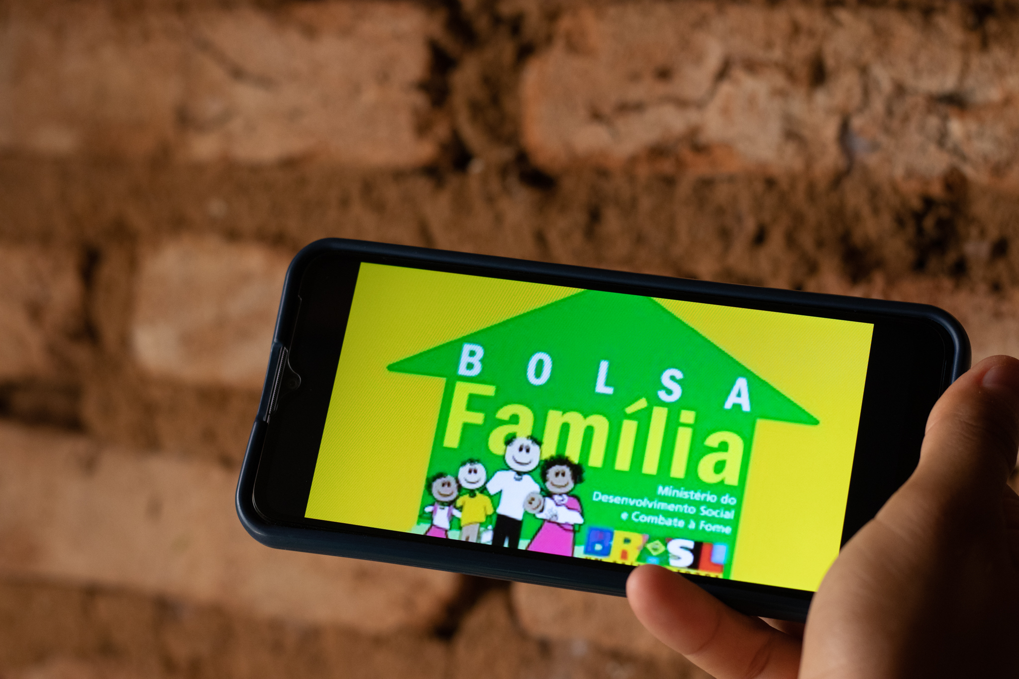 Bolsa Família governo dará 3 novos adicionais para chegar até R$ 1 mil
