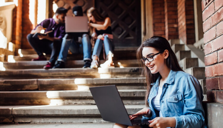 Consiga um certificado de Harvard 65 cursos GRÁTIS e digitais