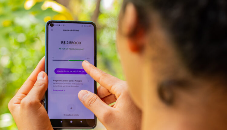 Ficou mais fácil aumentar o limite do Nubank Nova ferramenta deve ajudar