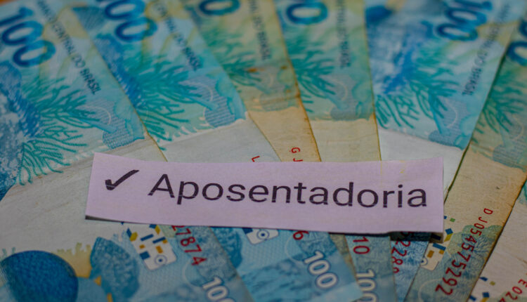 Quer se aposentar em 2023 Descubra quais são as regras