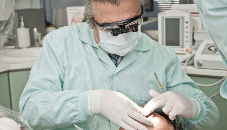 Dentista
