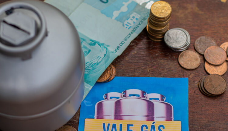 Auxílio para comprar gás de cozinha VOLTA em abril