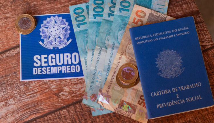 SEGURO-DESEMPREGO Empregada doméstica pode receber quantas parcelas