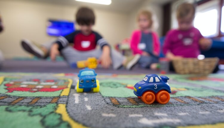 AUXÍLIO-CRECHE descubra quem pode solicitar o benefício