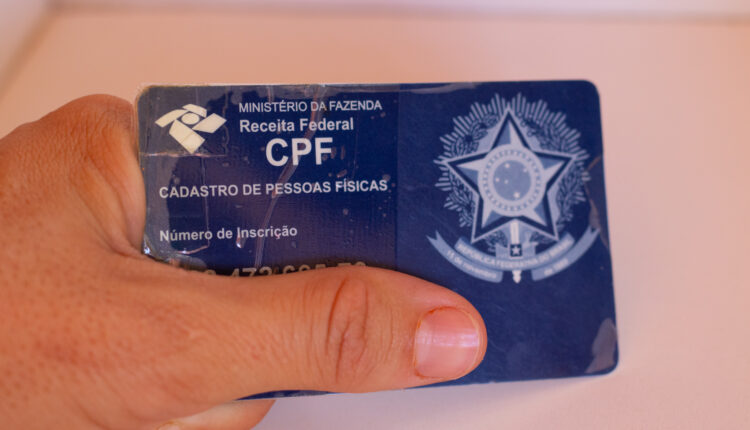 Brasileiro INVISÍVEL o que acontece com quem não tem RG e CPF