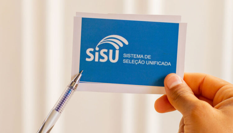 Não durma no ponto! Governo divulga TUDO sobre o SiSU 2023