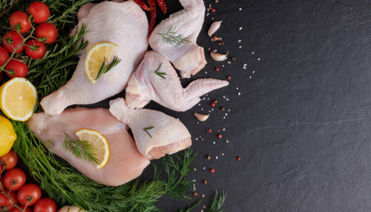 Preço do frango DISPARA e assusta os consumidores