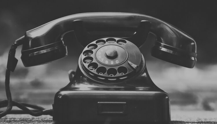 Telefone