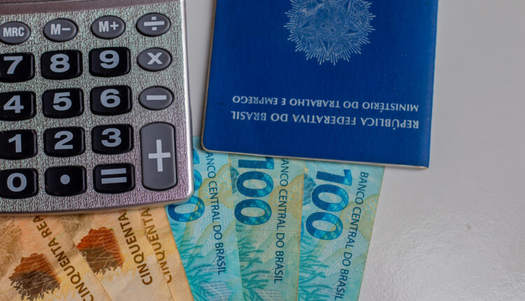 10,5 milhões de TRABALHADORES têm dinheiro parado no PISPASEP; como sacar