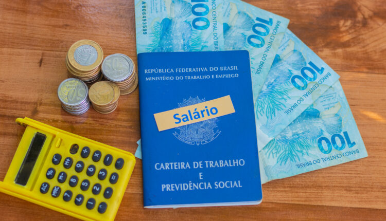 ABONO PECUNIÁRIO veja como receber até 33% a mais da empresa no salário de um mês