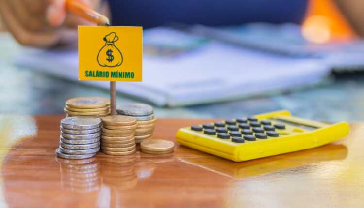 Abra o bolso! AUMENTO GERAL de salários está em análise; 9% a mais