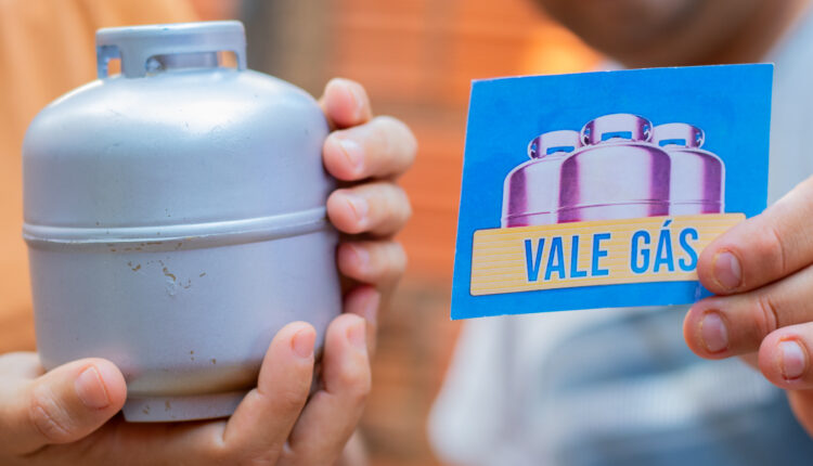 Como solicitar o Vale Gás Veja se ainda dá tempo de se inscrever