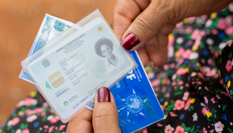 Governos estabelece MUDANÇAS para o novo documento obrigatório dos brasileiros
