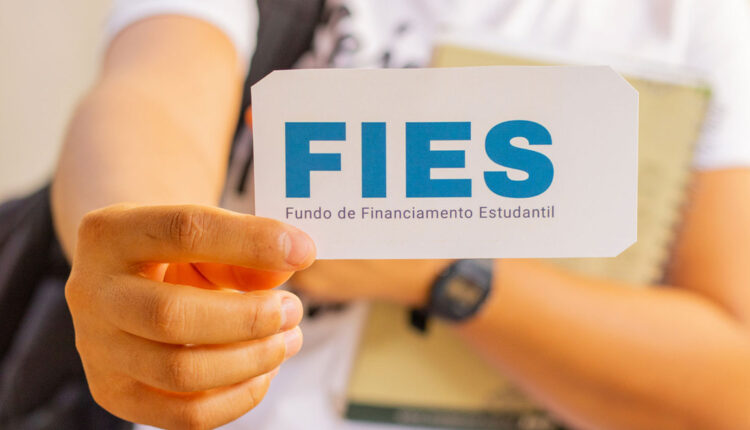 Novo TETO do FIES para Medicina já começou a valer, descubra quanto financiar