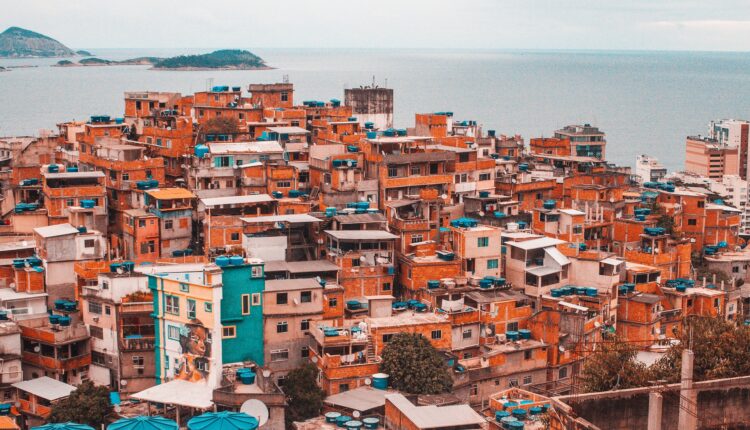 Piores cidades para se morar no Brasil; algumas não têm o BÁSICO