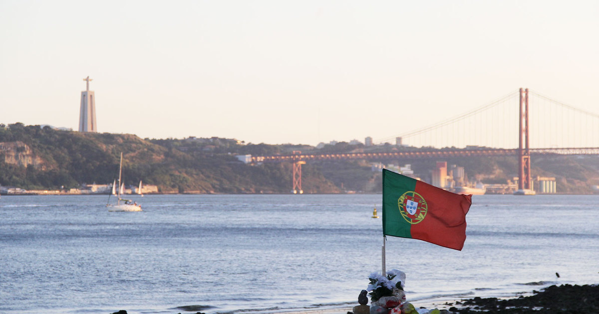Brasileiros em Portugal estão se dando BEM e ganhando MUITO nestas 6 profissões