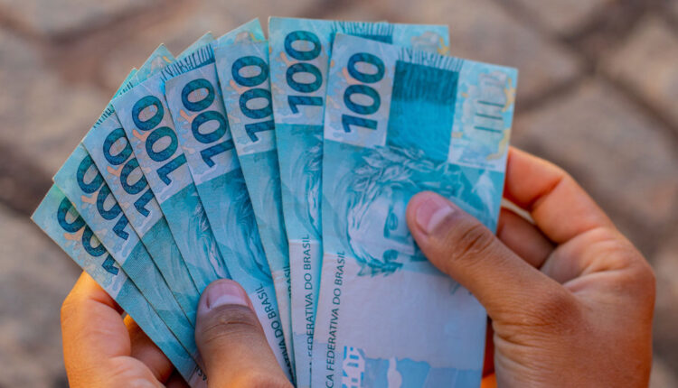 Aviso: PRAZO para pedir R$ 6.000 na Caixa está acabando