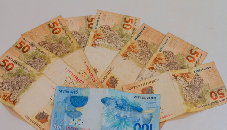 Saiu a antecipação do 13º SALÁRIO! Milhões ficaram surpresos com a notícia