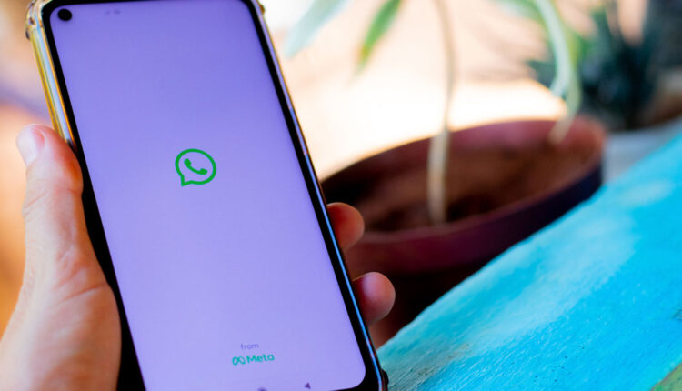 Brasileiros estão em PAVOROSA com atitude do WhatsApp