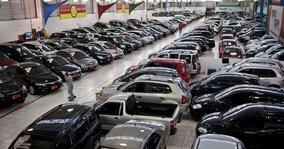 Bom negócio em 2023: 10 carros que custam até R$ 30.000