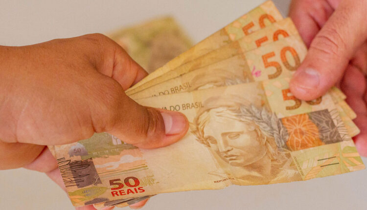 Quem receberá o novo AUXÍLIO de R$ 1.500 do governo