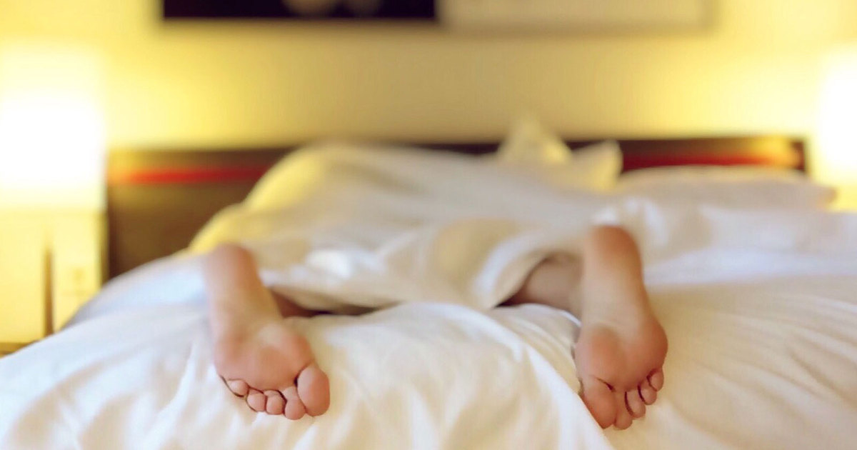 Como ele fez para ficar quase 2 ANOS hospedado em hotel 5 estrelas sem pagar?