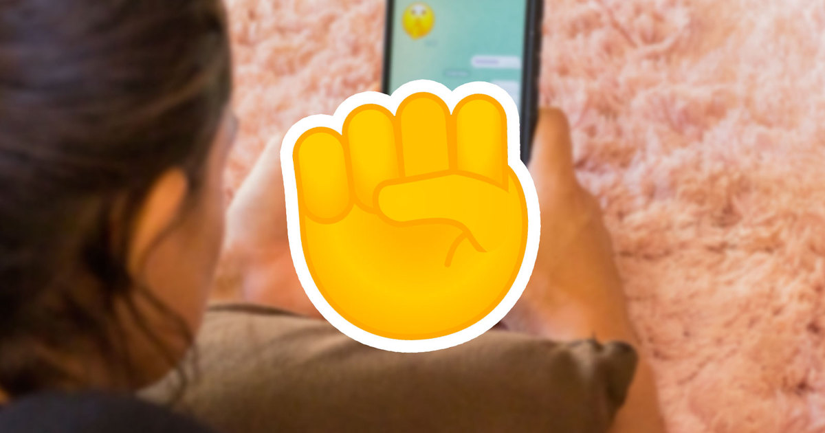 Significado do emoji de punhos fechados do WhatsApp SURPREENDE muita gente