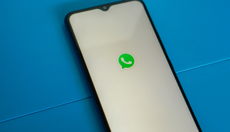 ATENÇÃO! Estes celulares ficaram SEM o WhatsApp a partir de 1º de agosto