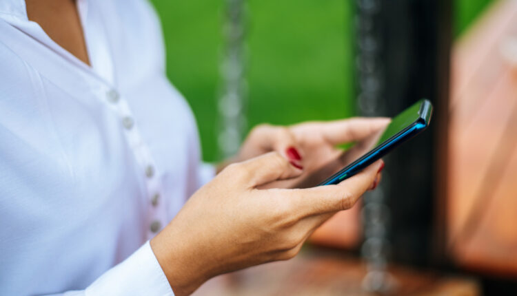 Aprenda como TRANCAR seu WhatsApp contra criminosos e fofoqueiros