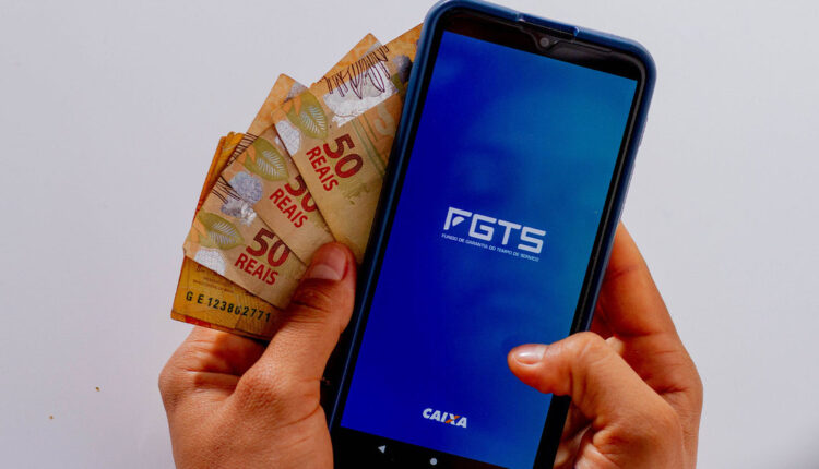 Caixa libera SAQUE DO FGTS de até R$ 2,9 MIL