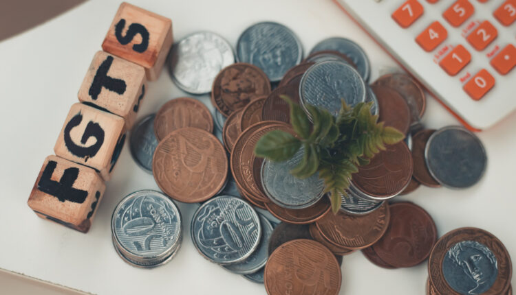 Como usar o FGTS para quitar as dívidas pendentes em seu nome